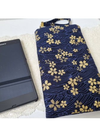 Etui zippé pour téléphone - Sakura doré fond bleu marine