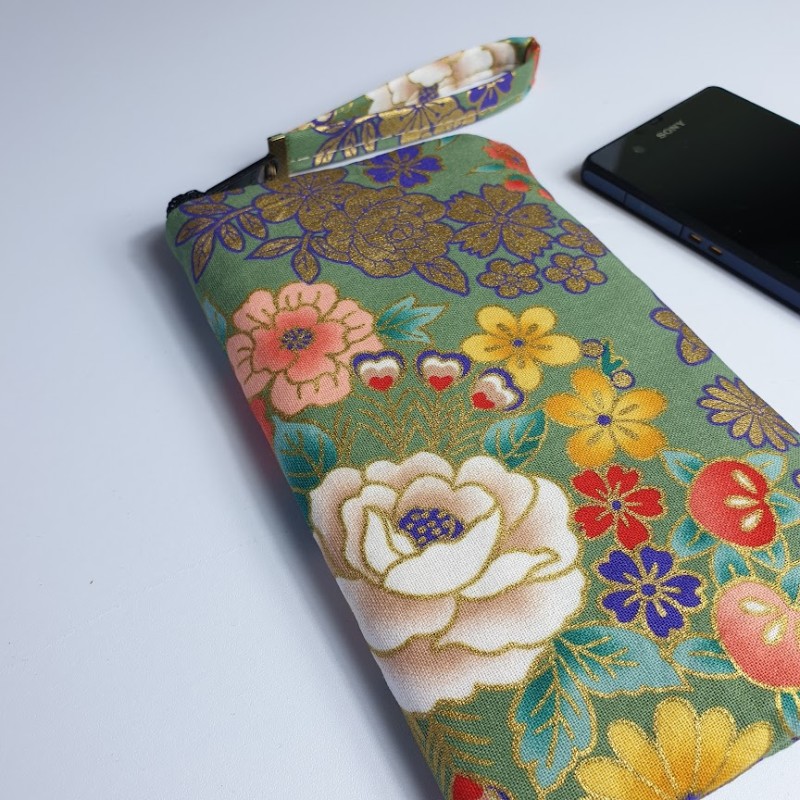 Etui zippé pour téléphone - Kanako vert