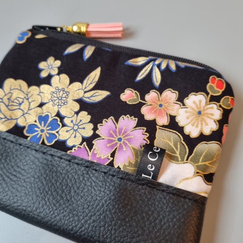 Porte-monnaie zippé - Kanako noir fleurs & simili cuir noir