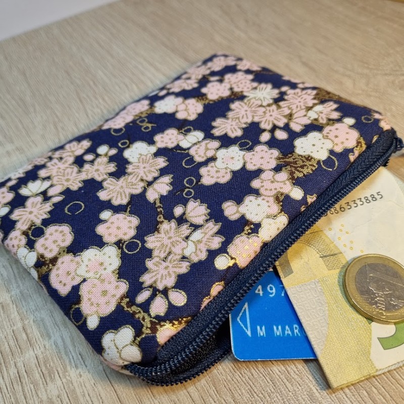 Porte-monnaie zippé - Hinata bleu marine fleurs